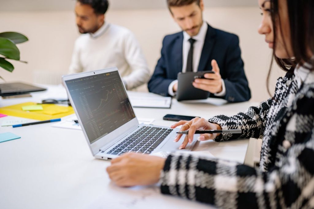 what-are-specialized-investment-funds